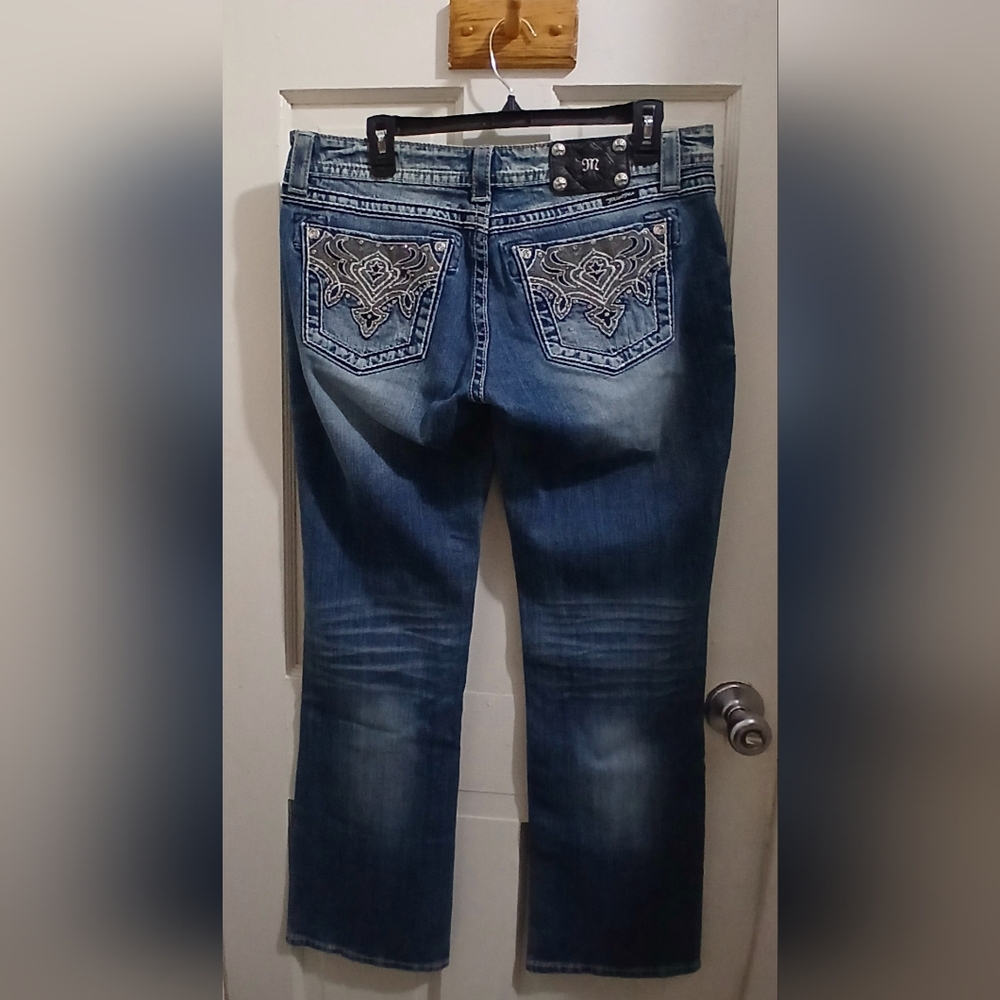 Miss Me #JW5383EL Easy Bootcut W/ Embellished Pockets, 30, EUC